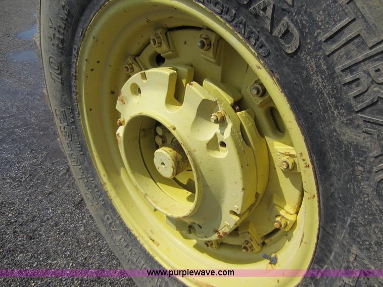 image for item C5391 John Deere 5020 tractor