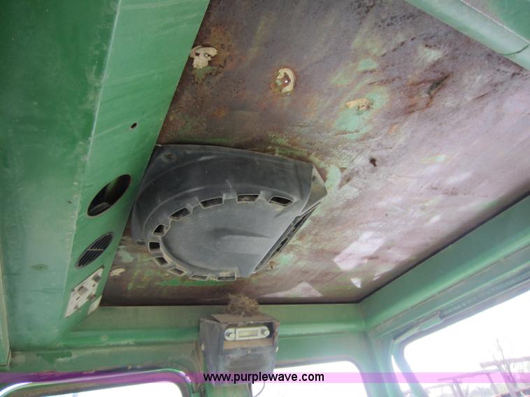 image for item C5391 John Deere 5020 tractor