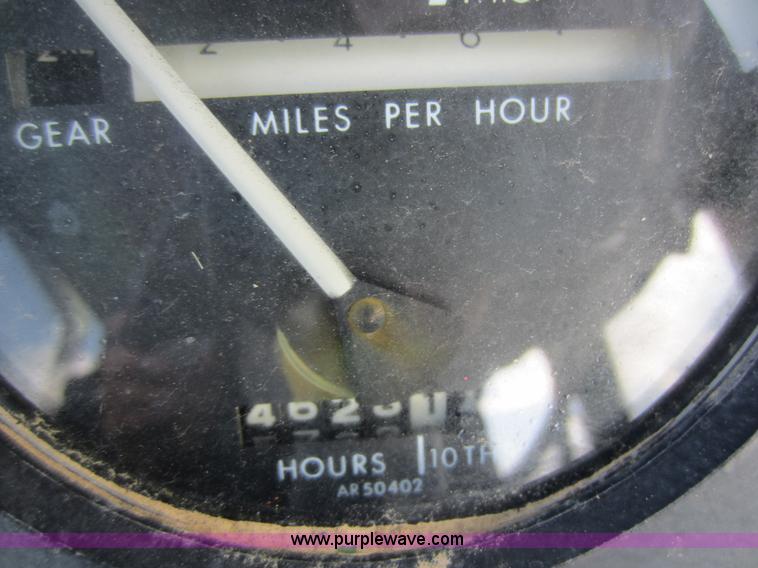 image for item C5391 John Deere 5020 tractor