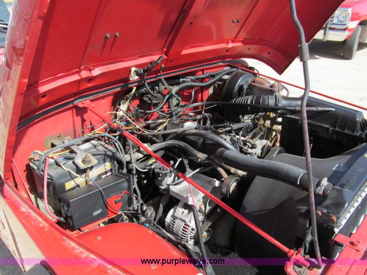 image for item D3061 1995 Jeep Wrangler hard top SUV