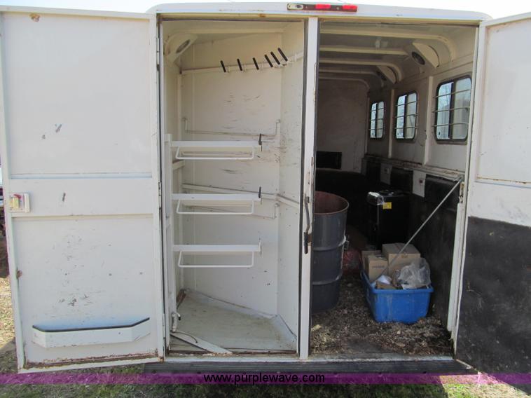 image for item D3097 1998 Titan gooseneck horse trailer