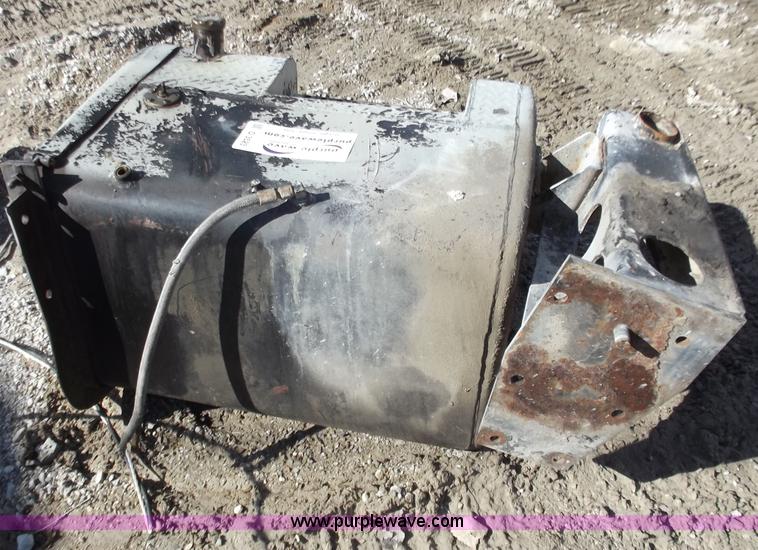 image for item D3523 60 gallon steel fuel tank