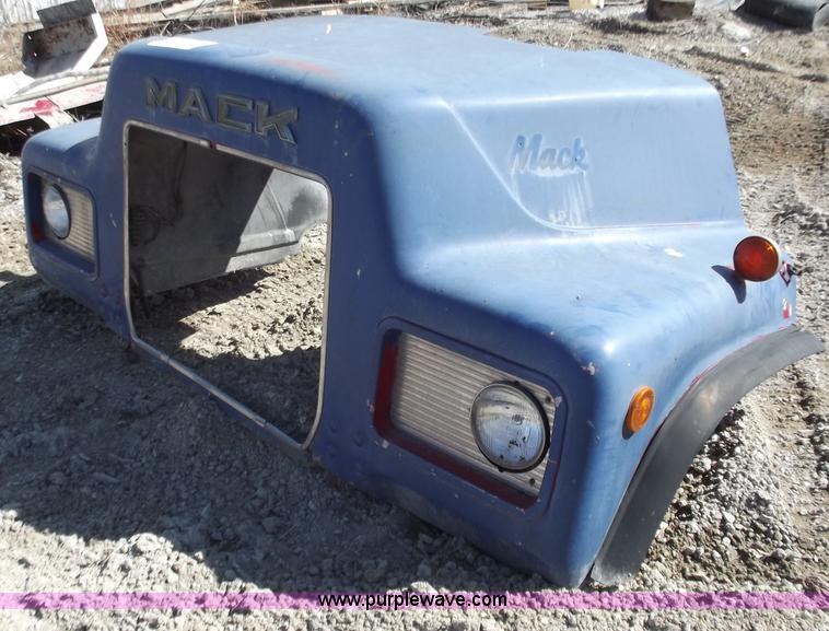 image for item D3524 Mack truck hood with head lights and signals