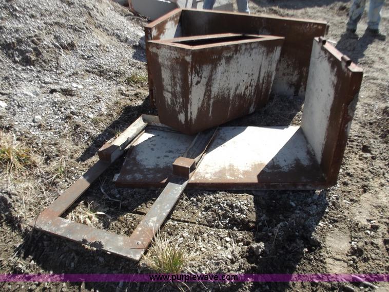 image for item D3528 Agricultural water trough forms