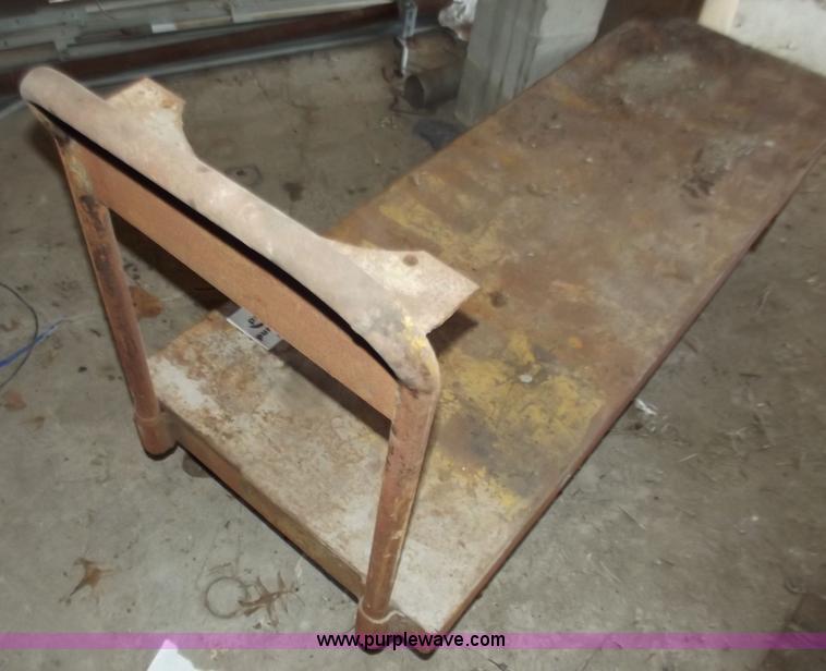 image for item D3536 Heavy duty steel cart