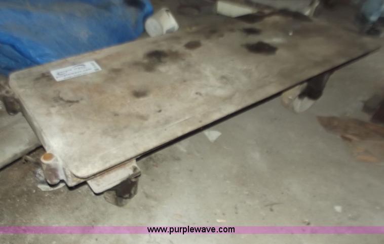 image for item D3537 Heavy duty steel cart