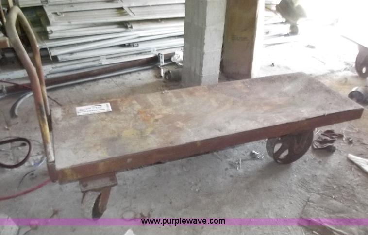 image for item D3539 Heavy duty steel cart