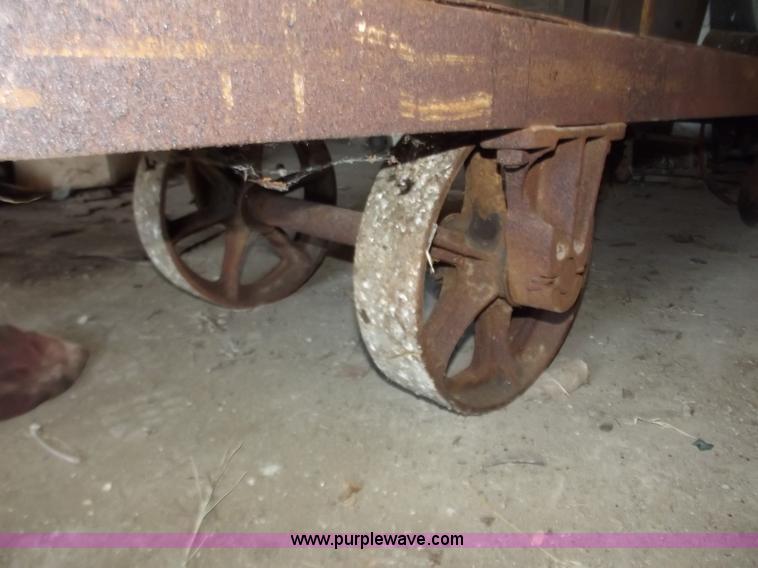 image for item D3539 Heavy duty steel cart