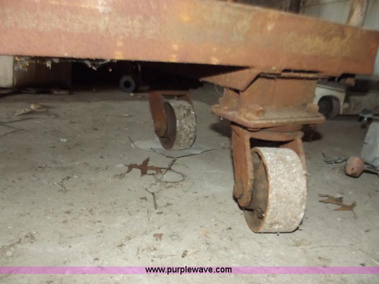 image for item D3539 Heavy duty steel cart