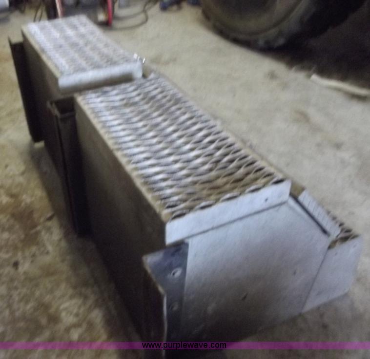 image for item D3551 Pro Teck dual aluminum side boxes