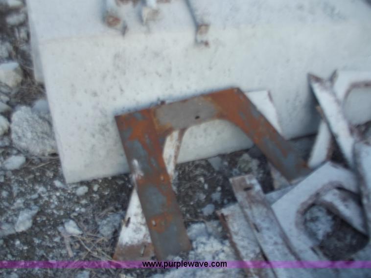 image for item D3558 8' feed bunk form