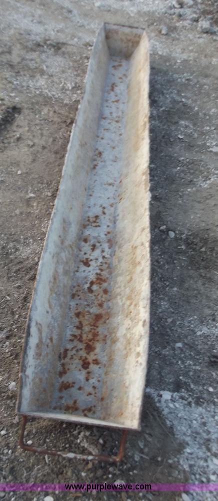 image for item D3561 Steel parking curb form