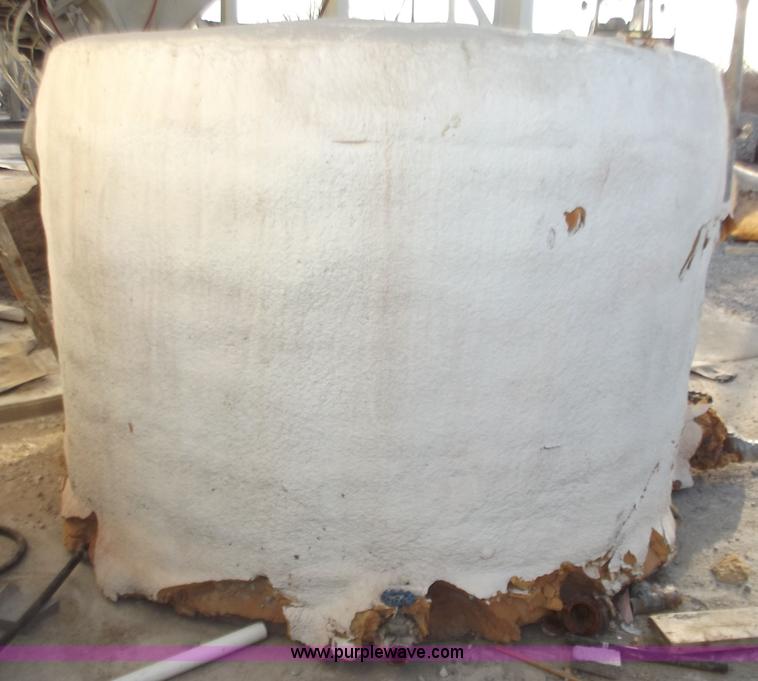 image for item D3567 1,500 gallon insulated steel water tank