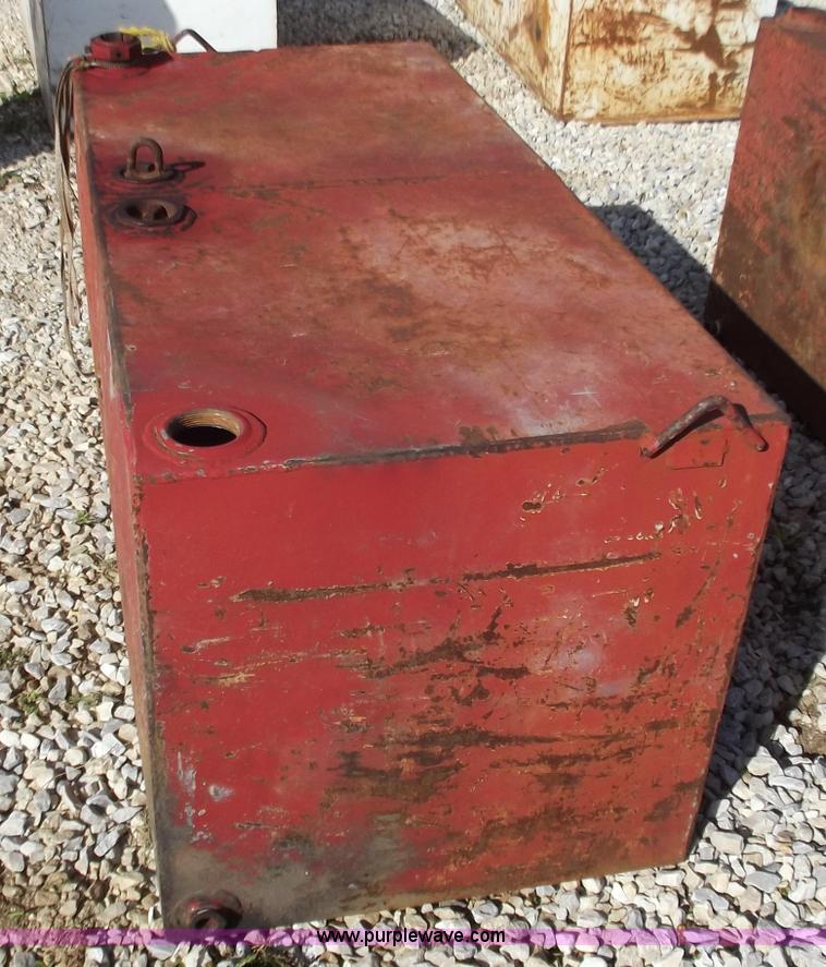 image for item D3629 100 gallon fuel tank