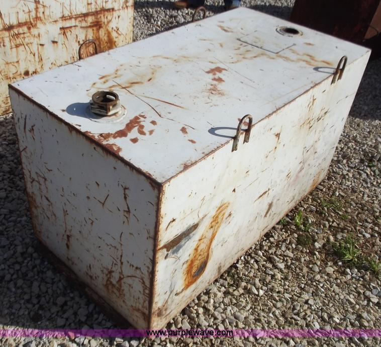 image for item D3631 Delta 100 gallon fuel tank