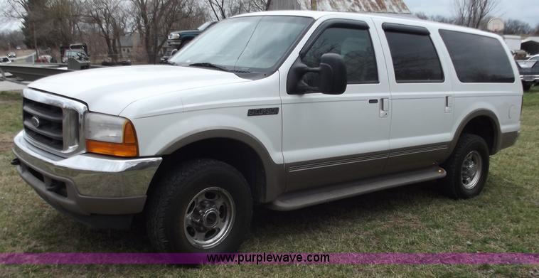 image for item D3653 2000 Ford Excursion Limited SUV