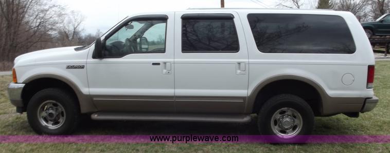 image for item D3653 2000 Ford Excursion Limited SUV