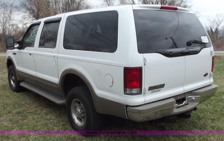 image for item D3653 2000 Ford Excursion Limited SUV