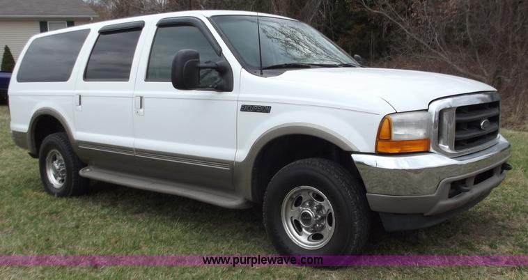 image for item D3653 2000 Ford Excursion Limited SUV