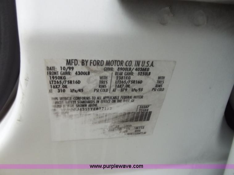 image for item D3653 2000 Ford Excursion Limited SUV