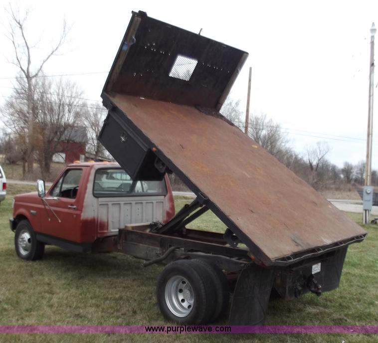 image for item D3654 1992 Ford F350 Custom dump truck