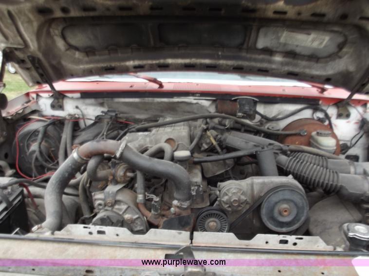 image for item D3654 1992 Ford F350 Custom dump truck