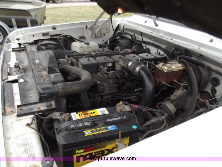 image for item D3655 1993 Dodge D250 club cab pickup truck