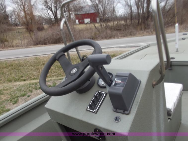 image for item D3657 2007 Ex-Cel Rivertrail 16' boat and trailer