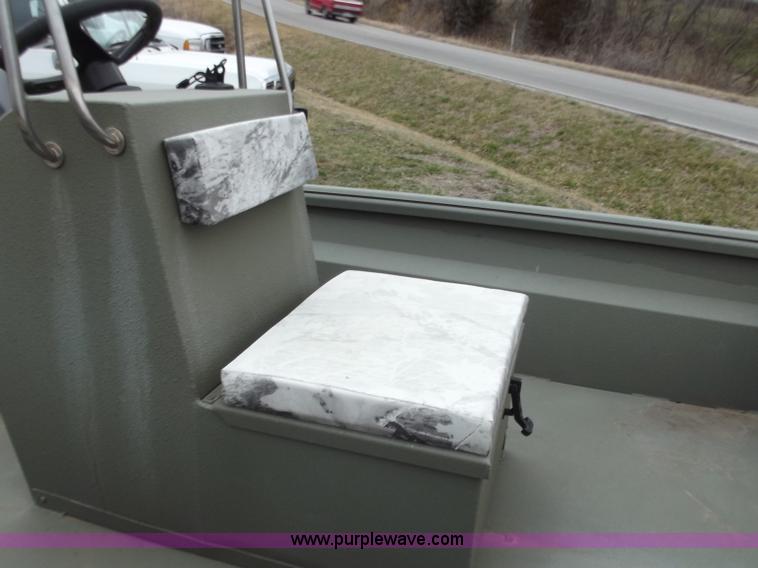 image for item D3657 2007 Ex-Cel Rivertrail 16' boat and trailer