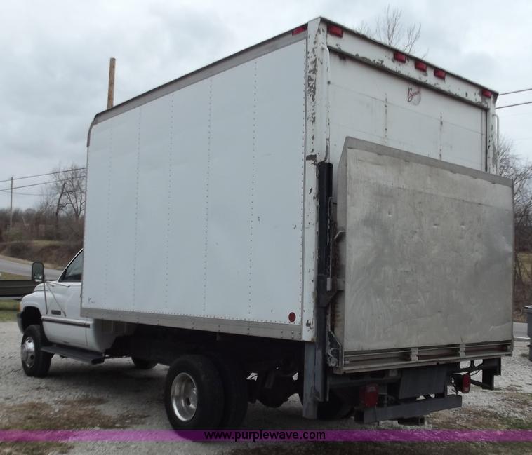 image for item D3658 1994 Dodge Ram 3500 Laramie SLT box truck