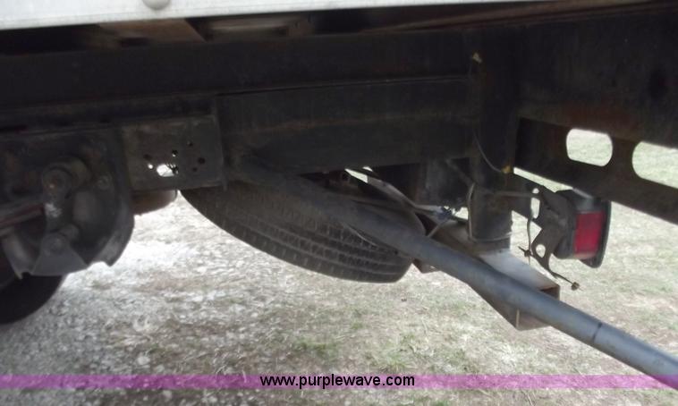 image for item D3658 1994 Dodge Ram 3500 Laramie SLT box truck