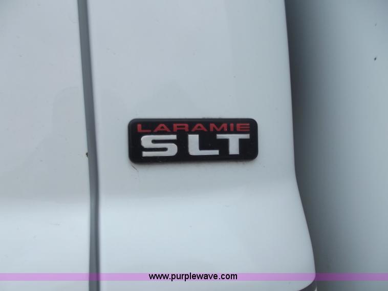 image for item D3658 1994 Dodge Ram 3500 Laramie SLT box truck