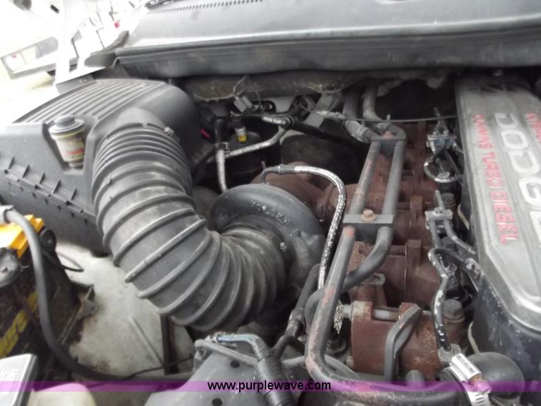 image for item D3658 1994 Dodge Ram 3500 Laramie SLT box truck