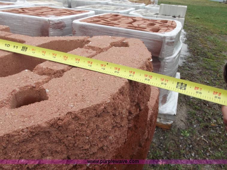 image for item D3662 (144) retaining wall blocks