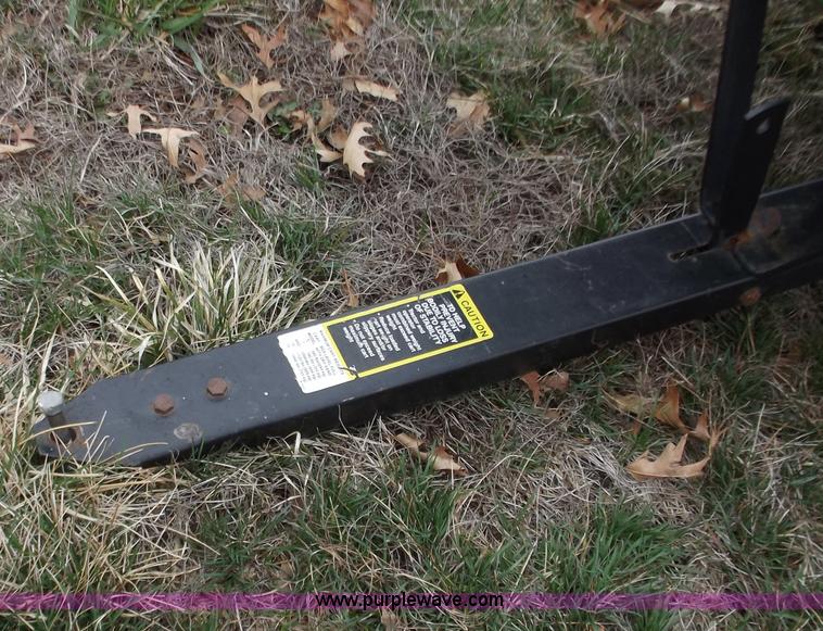 image for item D3671 John Deere 10 lawn cart