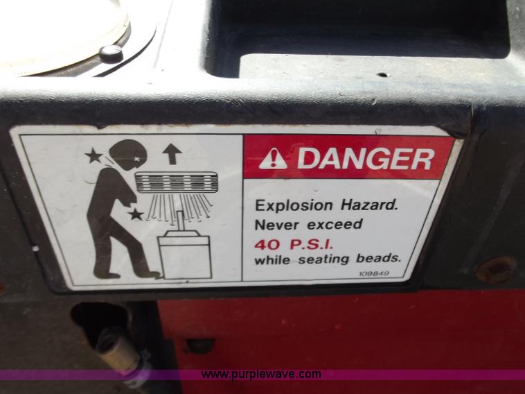 image for item D3680 Coats 4050A tire machine