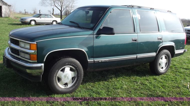 image for item D3703 1997 Chevrolet Tahoe K1500 LT SUV