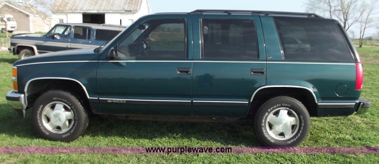 image for item D3703 1997 Chevrolet Tahoe K1500 LT SUV