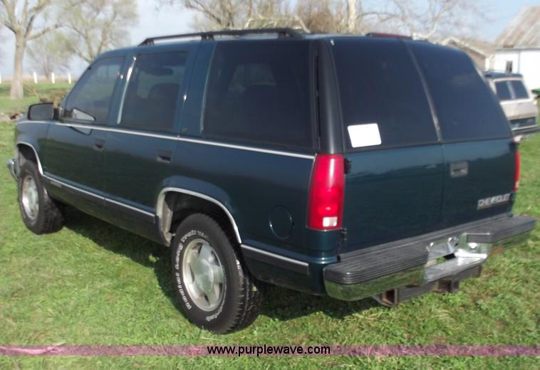 image for item D3703 1997 Chevrolet Tahoe K1500 LT SUV