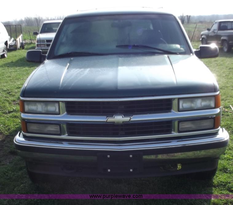 image for item D3703 1997 Chevrolet Tahoe K1500 LT SUV