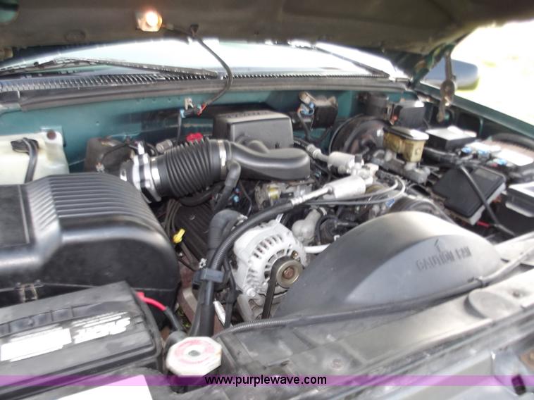 image for item D3703 1997 Chevrolet Tahoe K1500 LT SUV