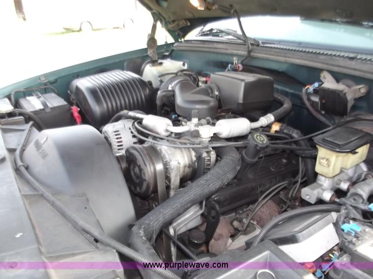 image for item D3703 1997 Chevrolet Tahoe K1500 LT SUV