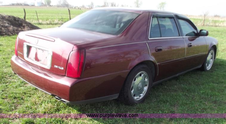 image for item D3704 2000 Cadillac DeVille