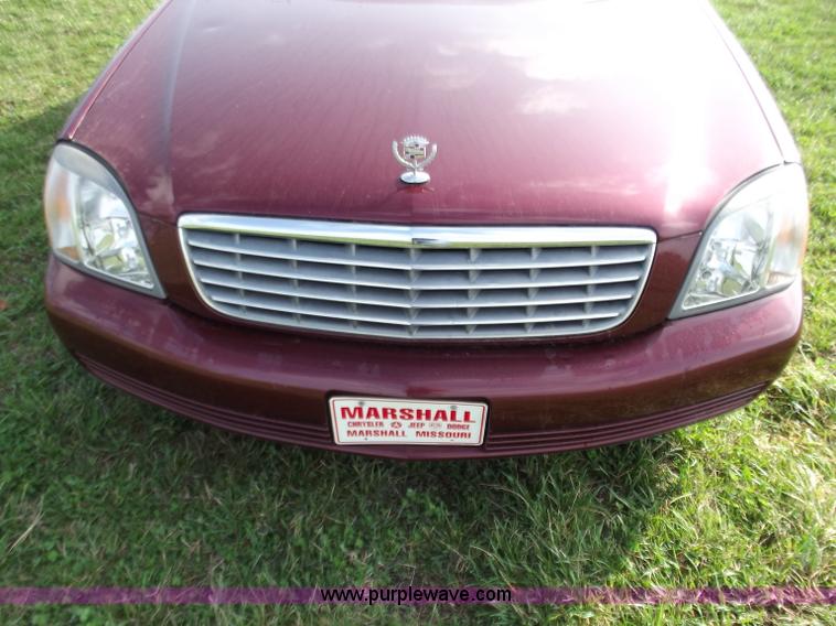 image for item D3704 2000 Cadillac DeVille