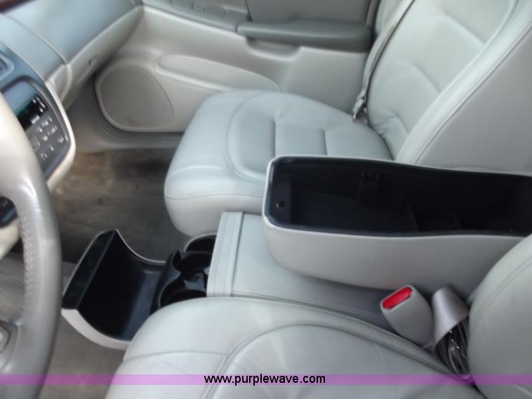 image for item D3704 2000 Cadillac DeVille