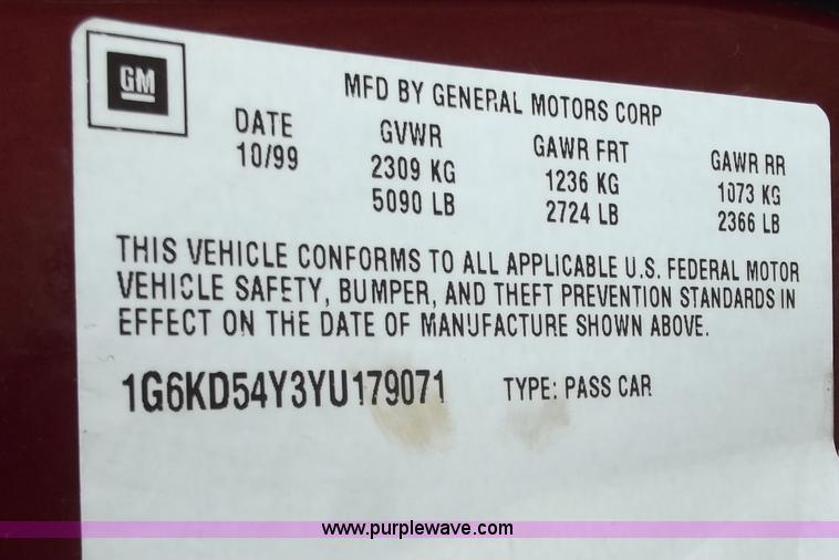 image for item D3704 2000 Cadillac DeVille