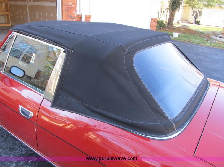 image for item D9308 1973 Triumph Stag convertible