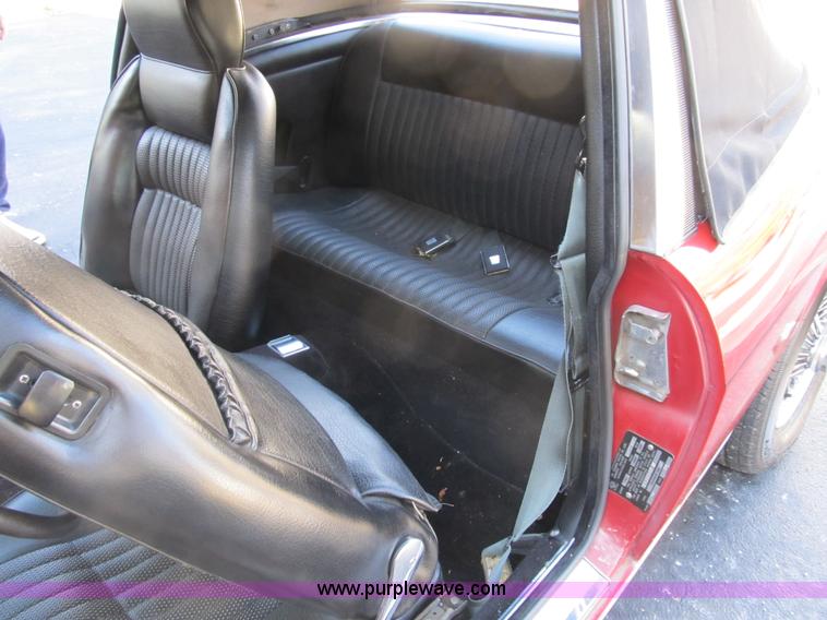 image for item D9308 1973 Triumph Stag convertible