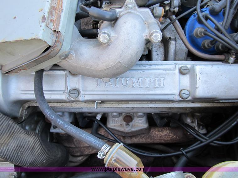 image for item D9308 1973 Triumph Stag convertible