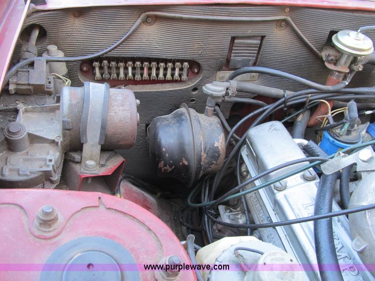 image for item D9308 1973 Triumph Stag convertible